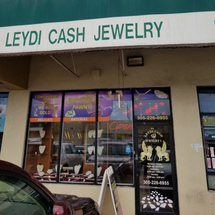 3052266955 Leydi Cash Jewelry